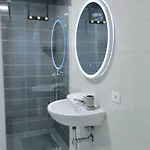 Miku - Captivating 3 Bedroom At Olympic Apartment Tirana
