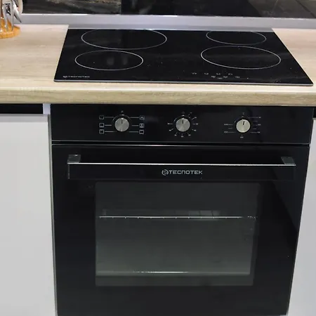 Apartmán Miku - Captivating 3 Bedroom At Olympic *