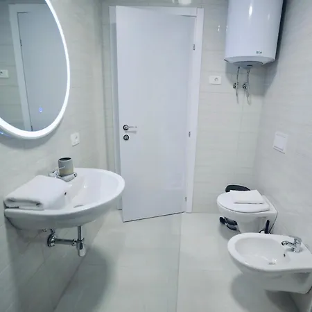 Miku - Captivating 3 Bedroom At Olympic * Tirana