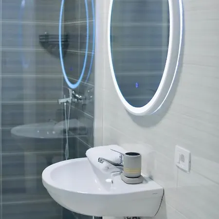 Miku - Captivating 3 Bedroom At Olympic Apartmán