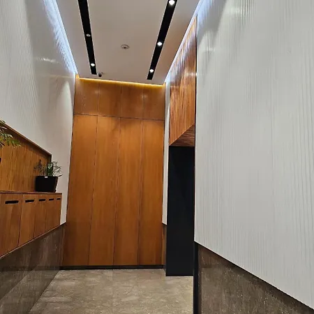 Apartmán Miku - Captivating 3 Bedroom At Olympic