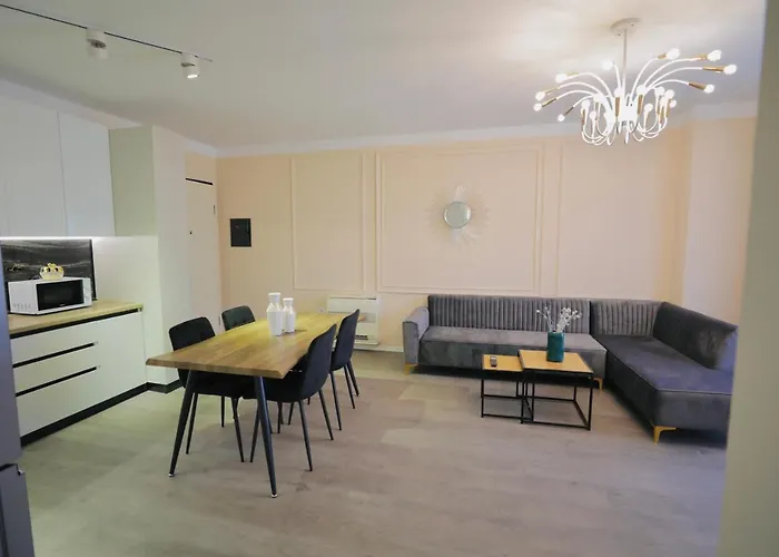 アパート Miku - Captivating 3 Bedroom At Olympic *