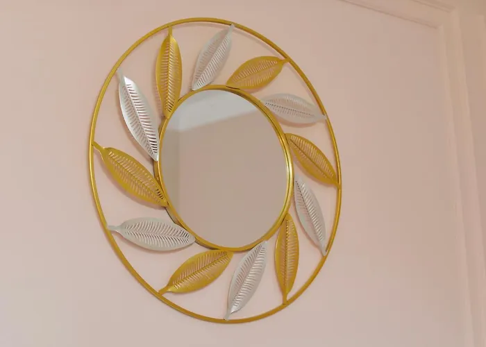 アパート Miku - Captivating 3 Bedroom At Olympic ティラナ