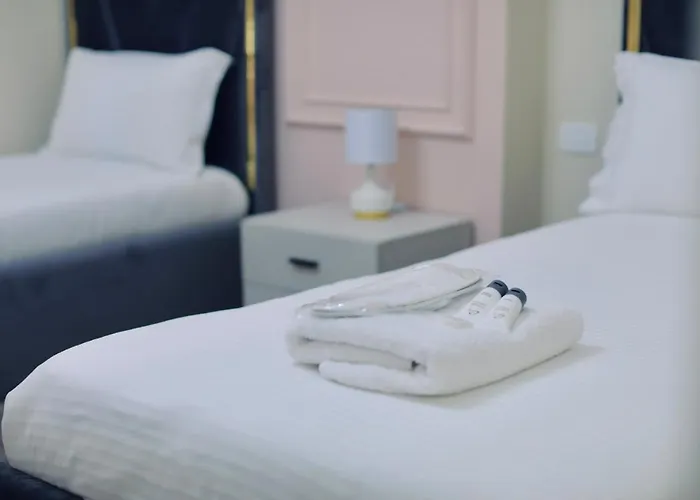 Miku - Captivating 3 Bedroom At Olympic アパート *